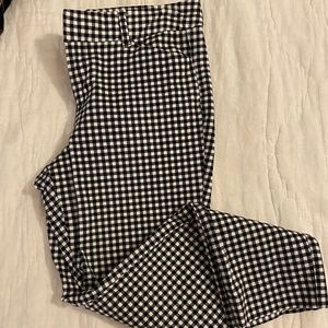 Old Navy Pixie Chinos